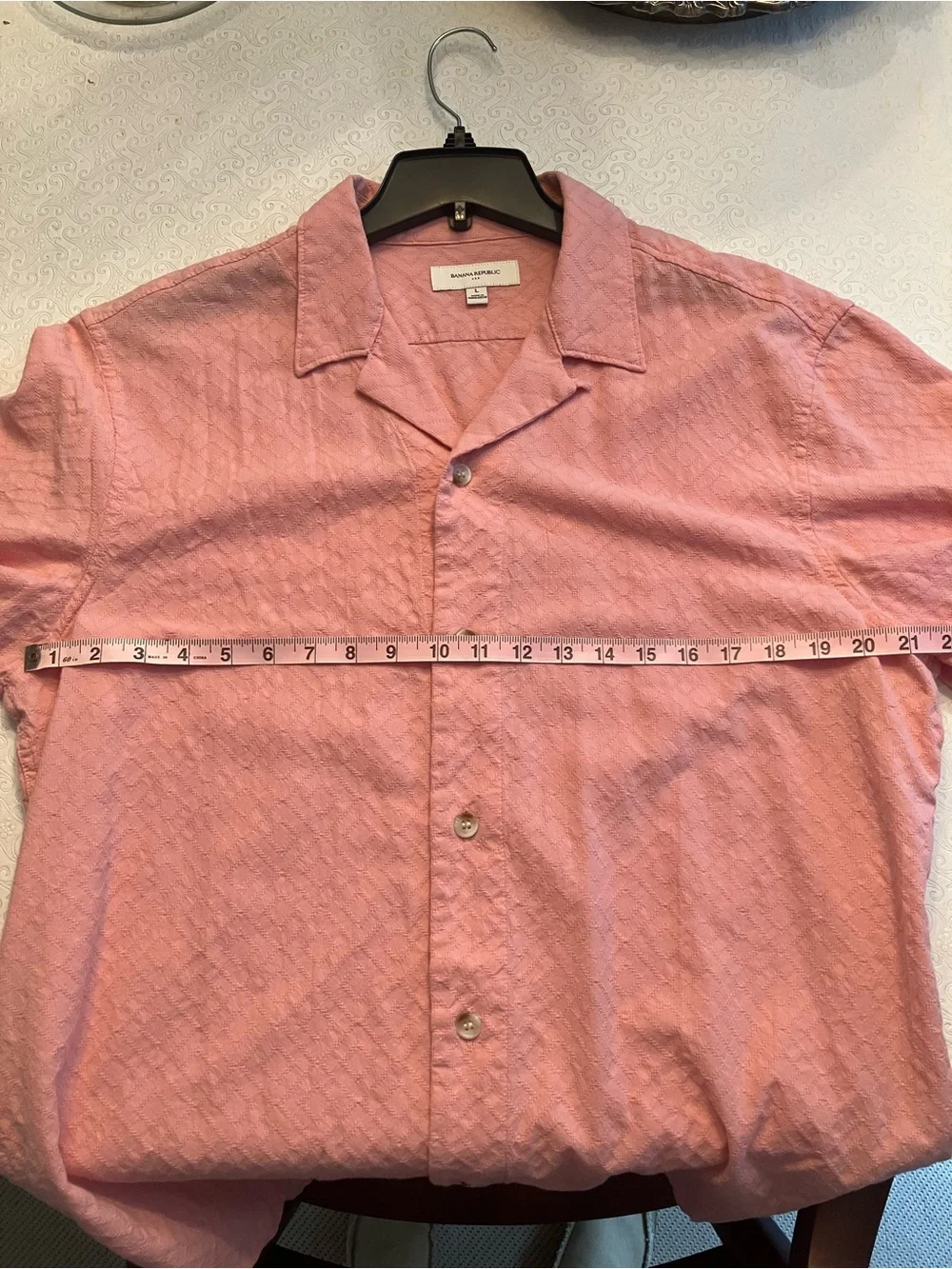 Banana Republic Pink Short-Sleeve Button-Down Camp Shirt